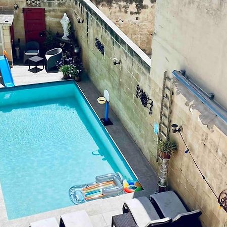 Апартаменты Free Breakfast, Pool, Spacious Aircon Hideaway Моста Экстерьер фото