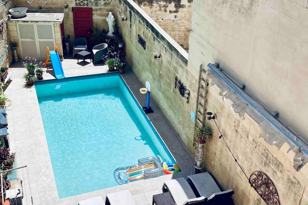 Апартаменты Free Breakfast, Pool, Spacious Aircon Hideaway Моста Экстерьер фото
