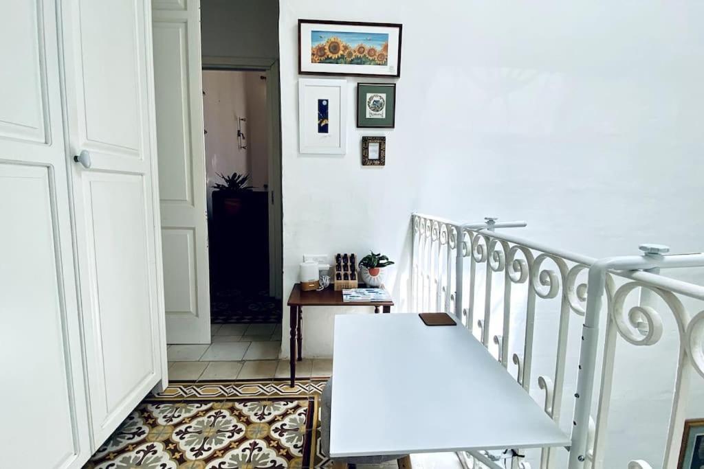 Апартаменты Free Breakfast, Pool, Spacious Aircon Hideaway Моста Экстерьер фото
