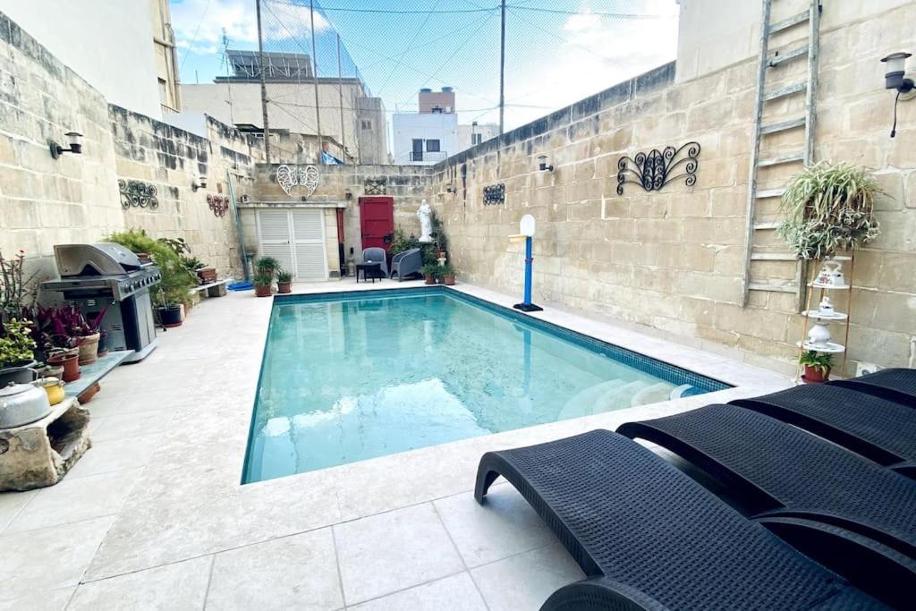 Апартаменты Free Breakfast, Pool, Spacious Aircon Hideaway Моста Экстерьер фото